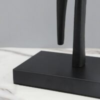 Sculpture femme abstraite noire en métal